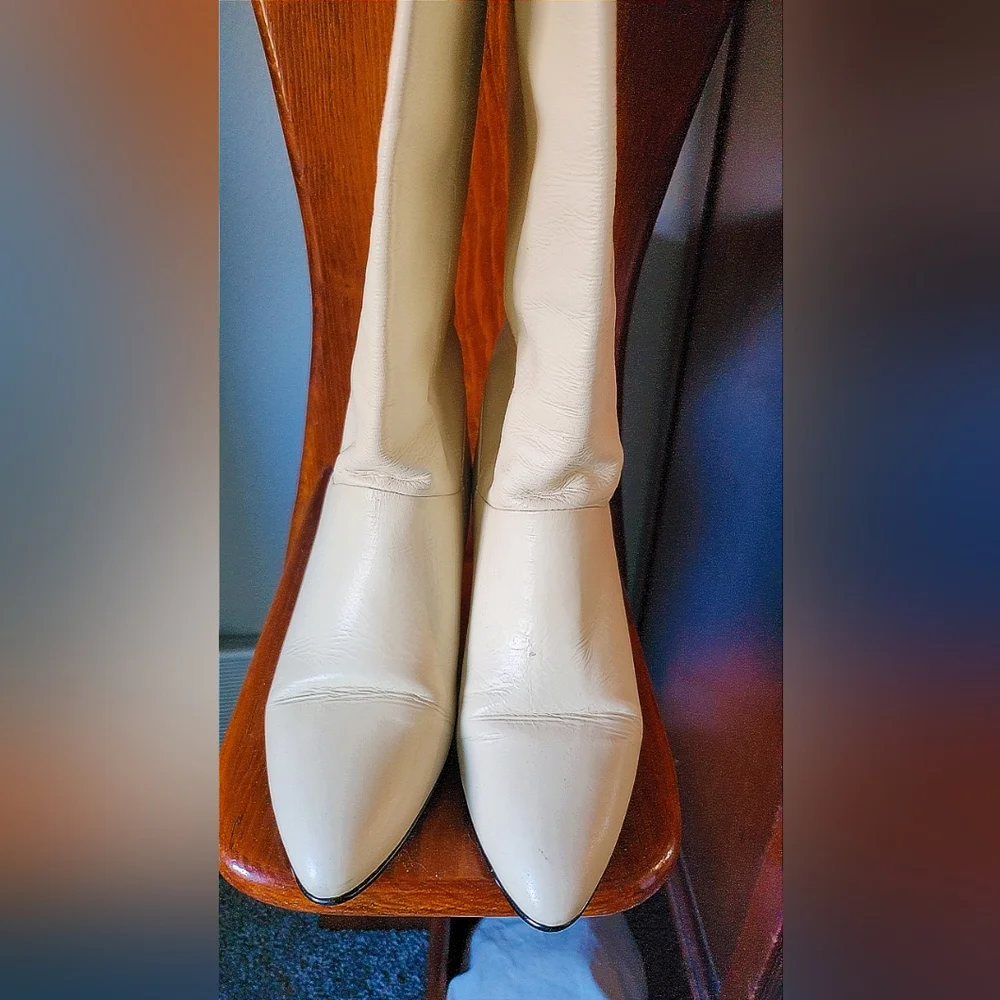 Vintage Nine West Booties - Picture 4 of 9